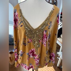 Floral Embellished V-Neck Top